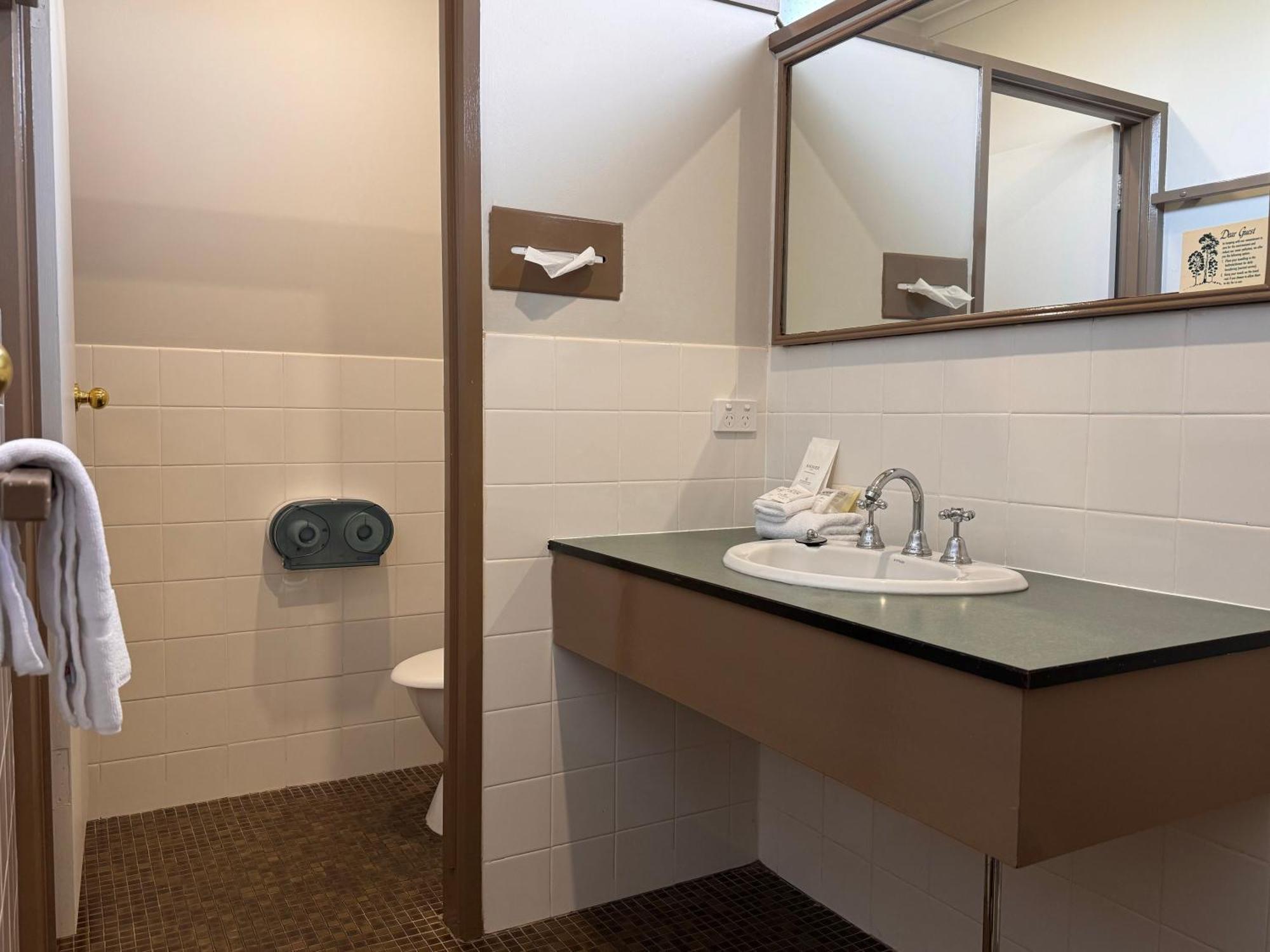 Mountain View Country Inn Делорейн Экстерьер фото